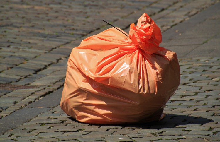 garbage bag 850874 1920 zwerfvuil pixabay